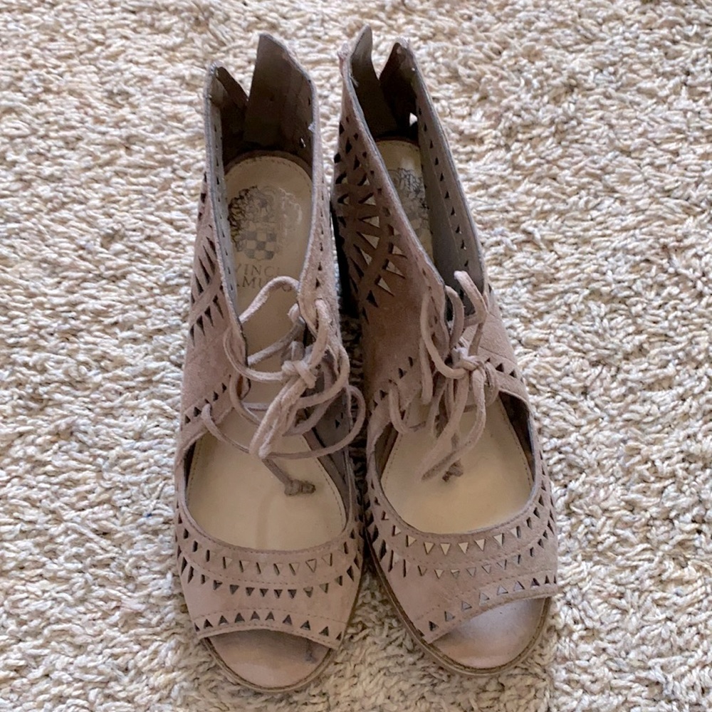 Vince Camuto Wedges